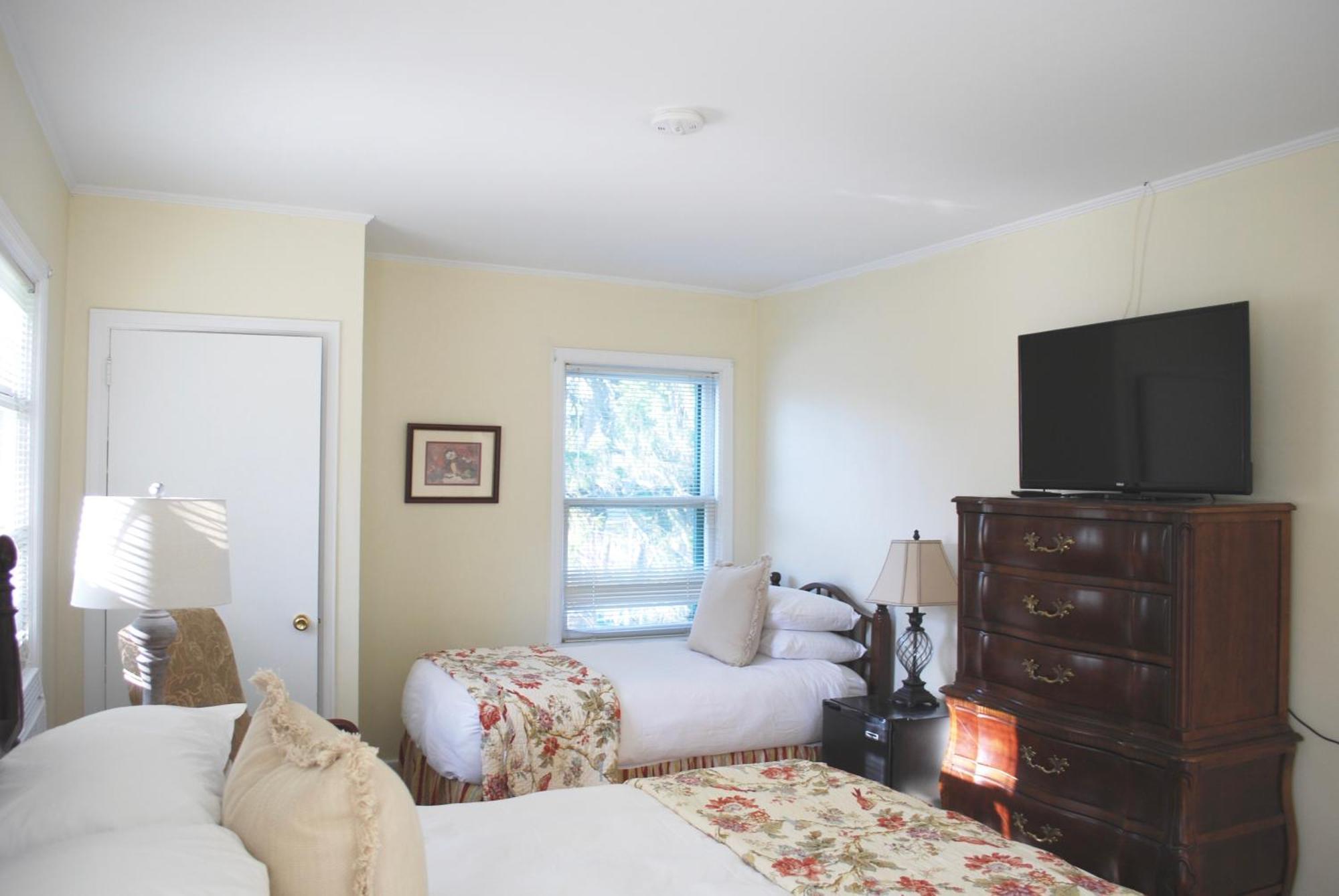 Anne'S Washington Inn (Adults Only) Saratoga Springs Chambre photo